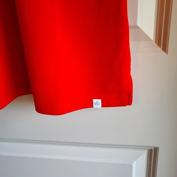NWT, Lady Hagan Golf Sleeveless Shirt, Size Medium, Deep Orange - Picture 2 of 5